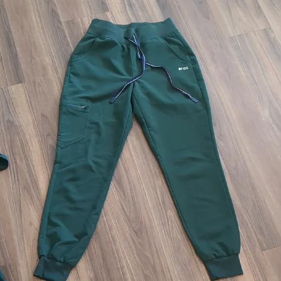 Figs Technical Collection - Picture 3 of 5